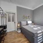 Appartement Dresdenstay Striesen 3 Schlafzimmer Kamin Ps4